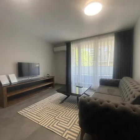 Quiet & Comfy 1br In The Heart Of With Private Balcony Apartment Plovdiv
