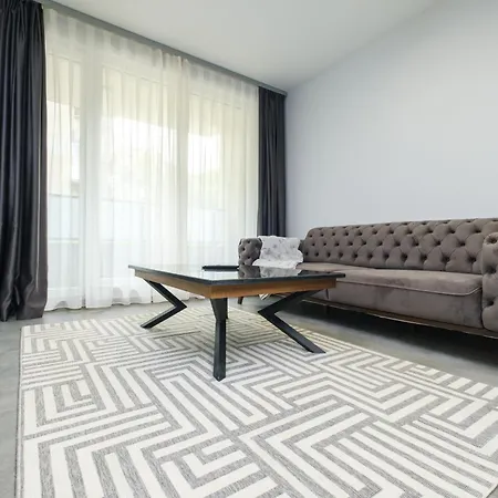 Quiet & Comfy 1br In The Heart Of With Private Balcony Apartment Plovdiv