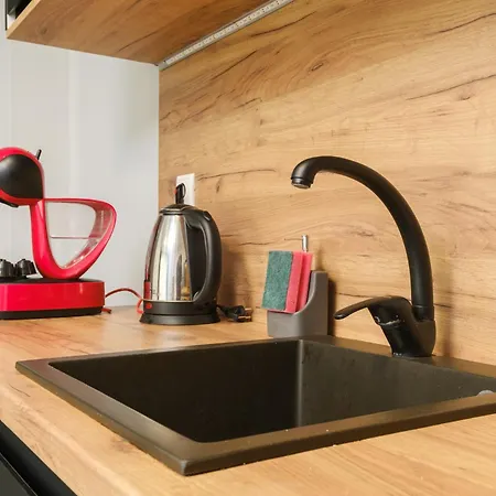 Daire Quiet & Comfy 1br In The Heart Of With Private Balcony *