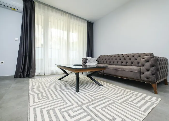 Quiet & Comfy 1br In The Heart Of With Private Balcony 公寓 普罗夫迪夫