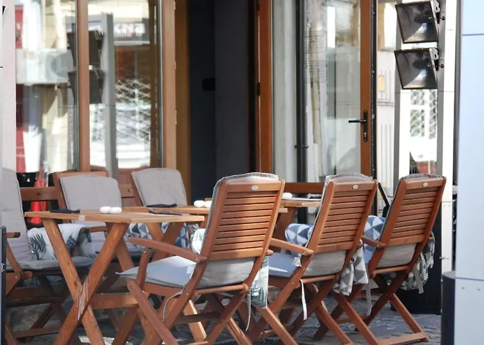 Quiet & Comfy 1br In The Heart Of With Private Balcony Апартамент Пловдив